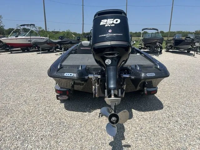 Slide: The Image of Phoenix Bass Boat 920 ProXP 2018 - 4