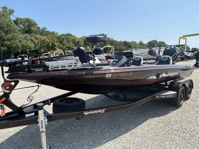 Slide: The Image of Phoenix Bass Boat 920 ProXP 2018 - 5
