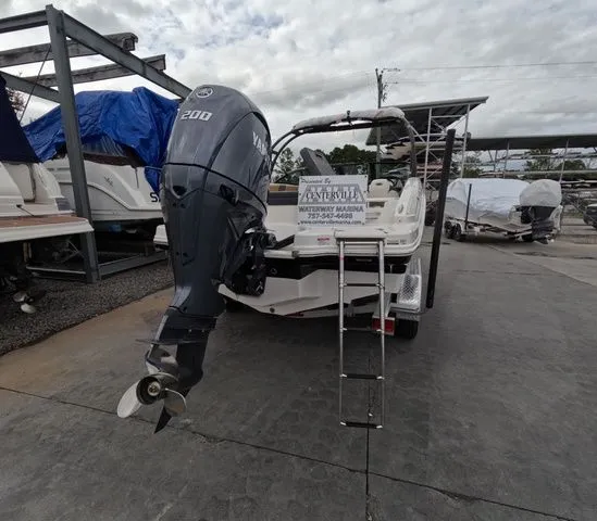 Slide: The Image of Chaparral 23 SSi OB In stock Trailer included 2026 - 3