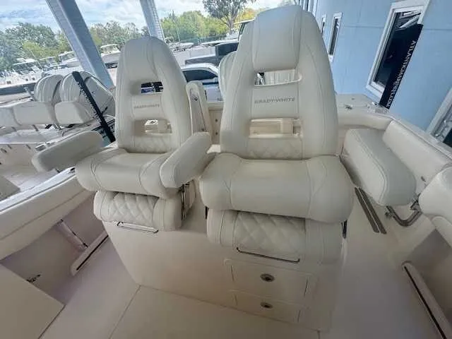 Slide: The Image of Grady-White Canyon 271 2026 - 29