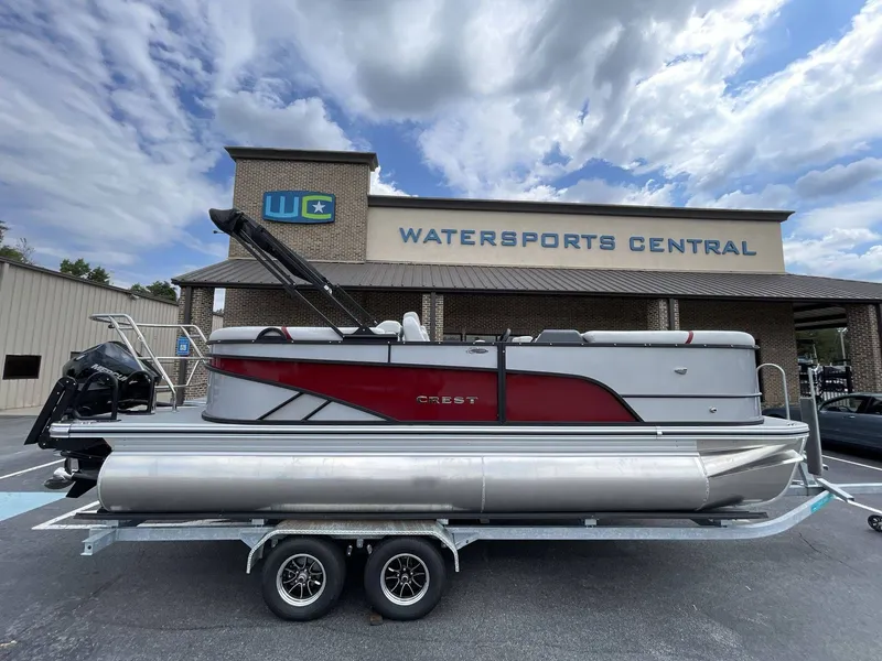 The Image of Crest Conquest 215 SLC 2026 - 1