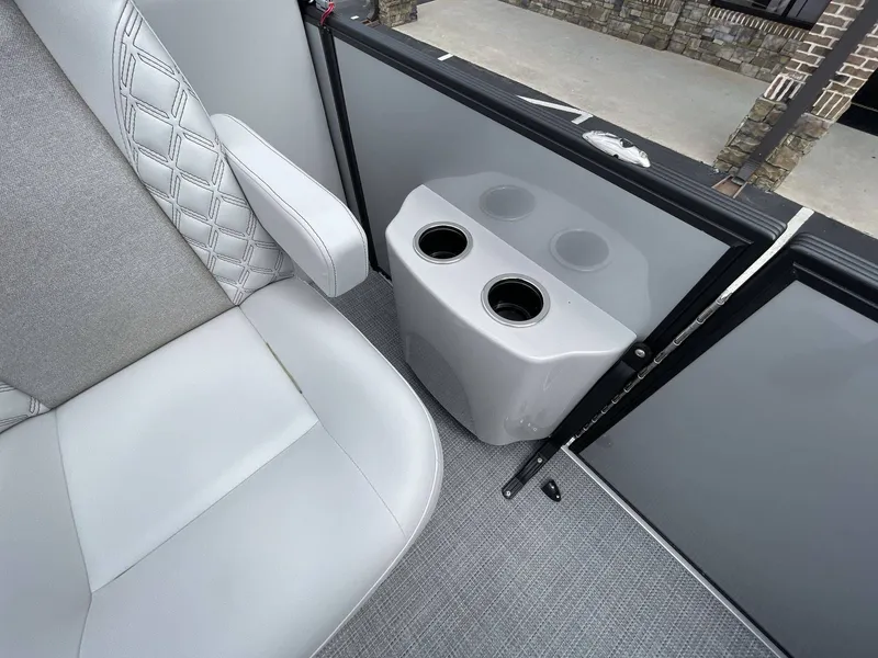 Slide: The Image of Crest Conquest 215 SLC 2026 - 12