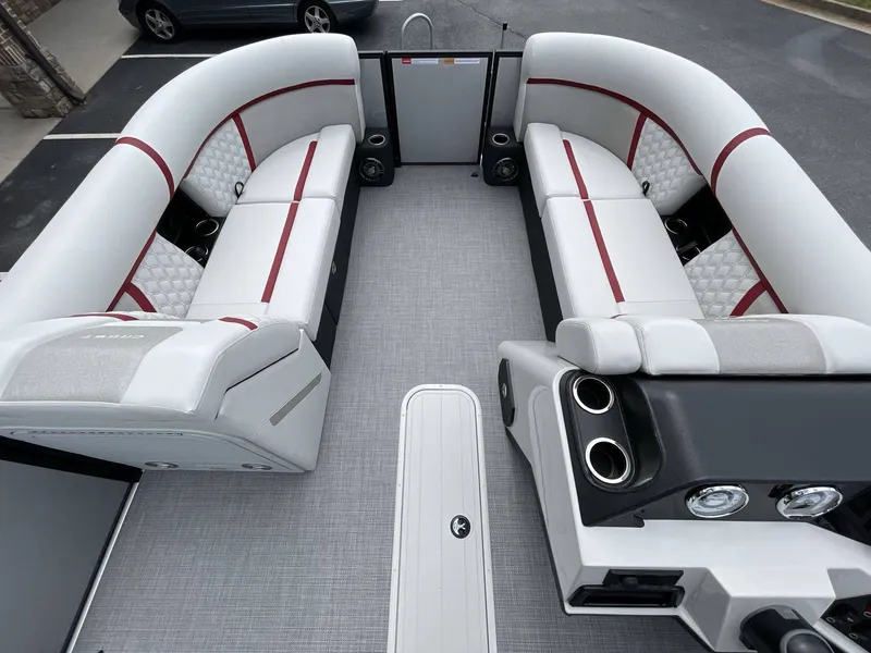 Slide: The Image of Crest Conquest 215 SLC 2026 - 19