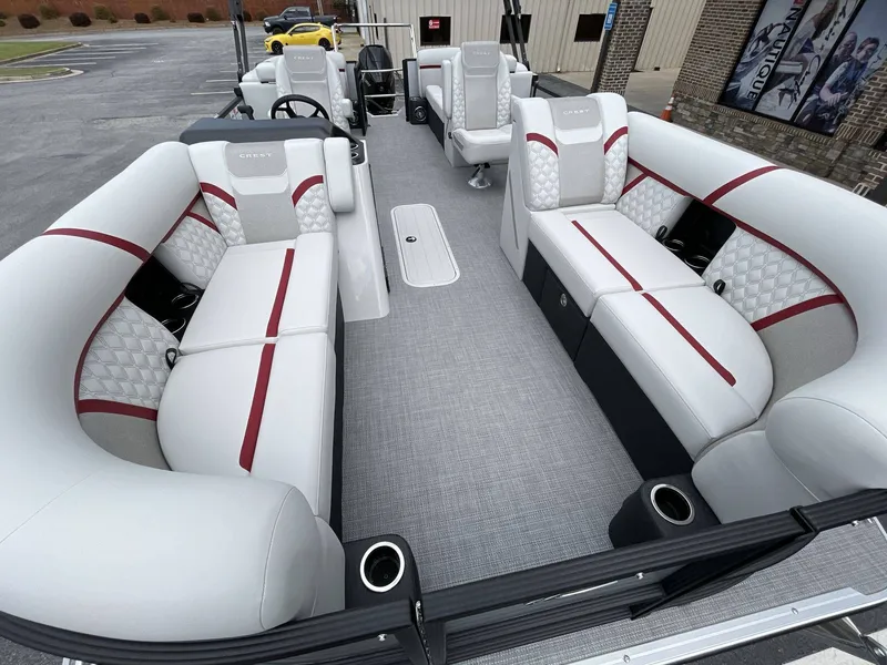 Slide: The Image of Crest Conquest 215 SLC 2026 - 27