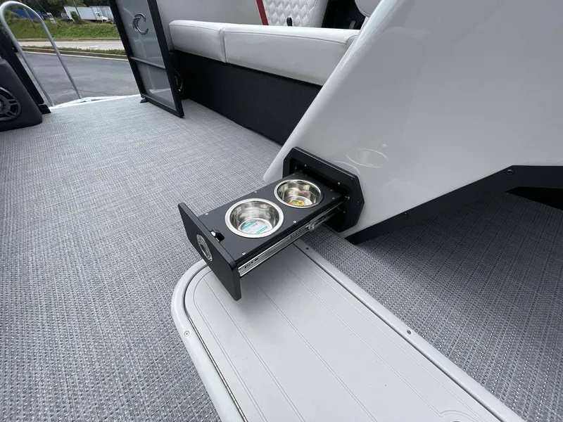 Slide: The Image of Crest Conquest 215 SLC 2026 - 31