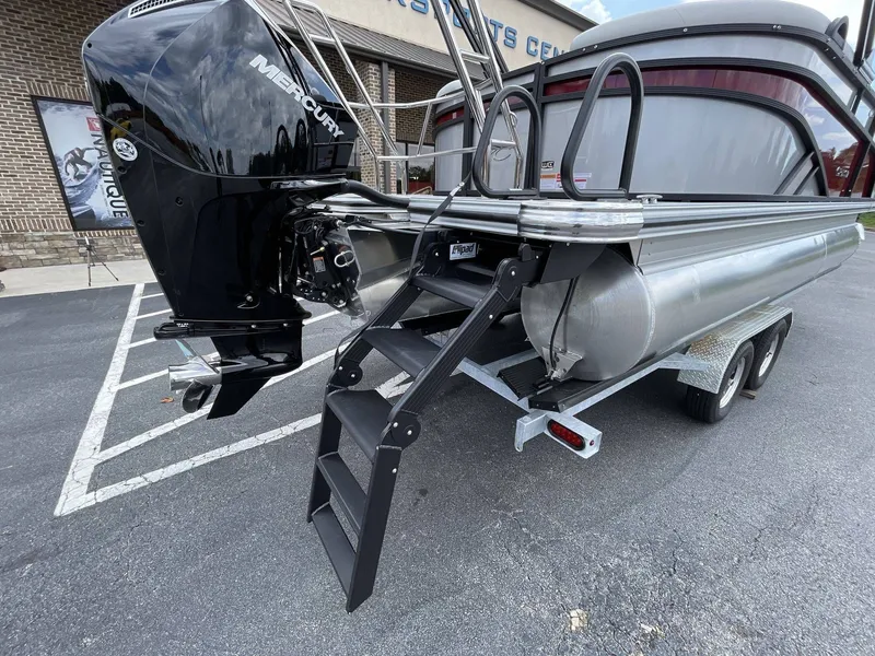 Slide: The Image of Crest Conquest 215 SLC 2026 - 5