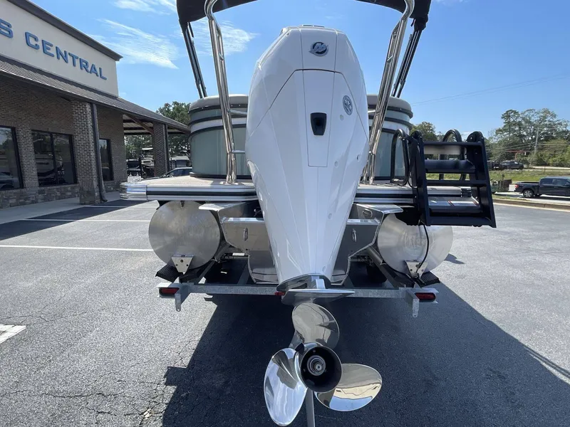 Slide: The Image of Crest Conquest 235 SLC 2026 - 11