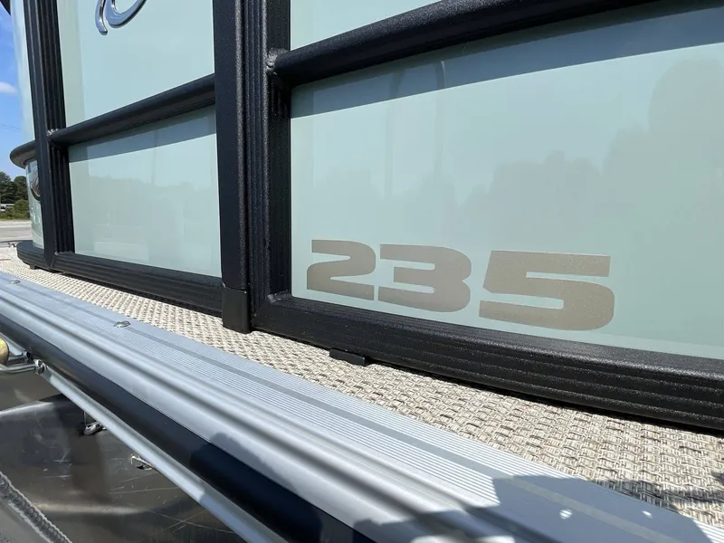 Slide: The Image of Crest Conquest 235 SLC 2026 - 21