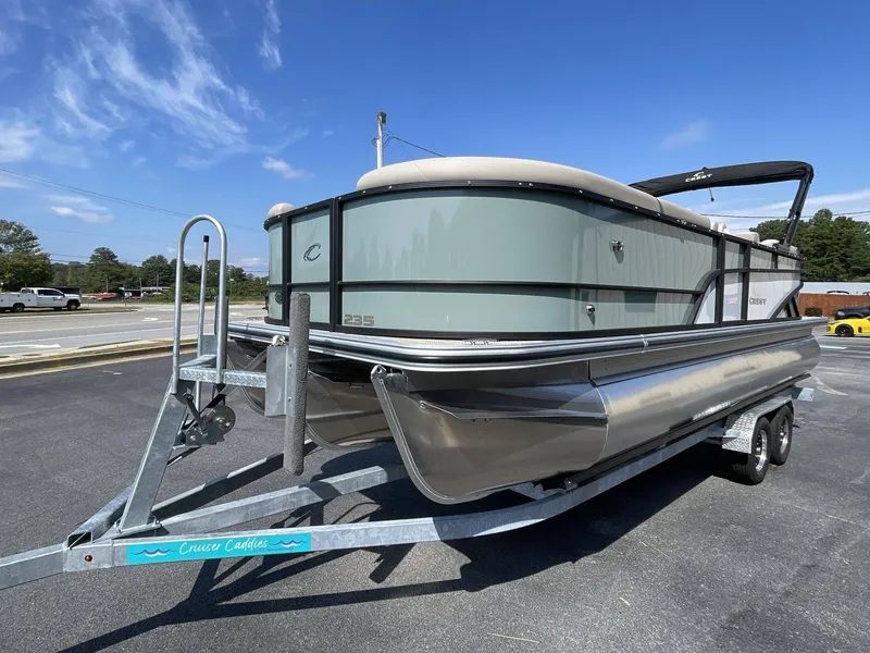 Slide: The Image of Crest Conquest 235 SLC 2026 - 3