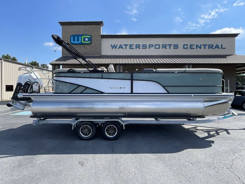 Slide: The Image of Crest Conquest 235 SLC 2026 - 7