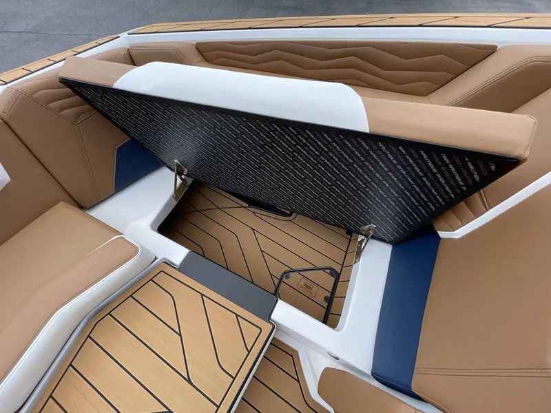 Slide: The Image of Nautique G23 2026 - 22