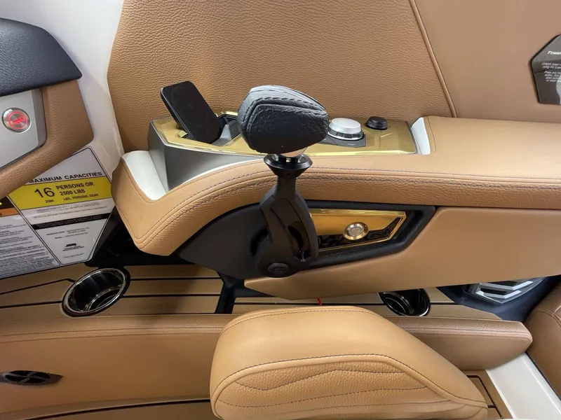 Slide: The Image of Nautique G23 2026 - 23