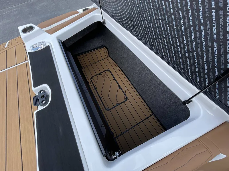 Slide: The Image of Nautique G23 2026 - 27