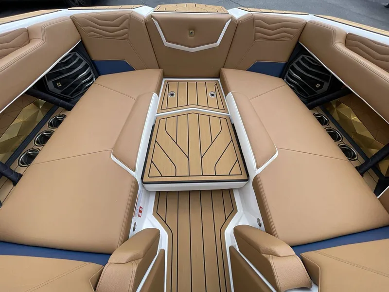 Slide: The Image of Nautique G23 2026 - 29