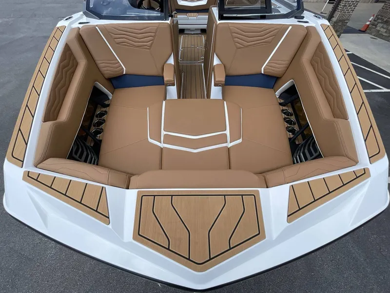 Slide: The Image of Nautique G23 2026 - 34