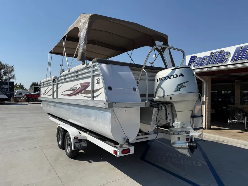 Slide: The Image of JC NepToon Series 25TT W/ 115HP Honda Fourstoke! 2007 - 5