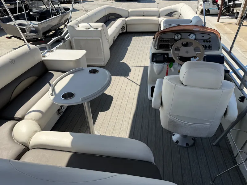 Slide: The Image of JC Manufacturing NepToon Series 25TT W/ 115HP Honda Fourstoke! 2007 - 12