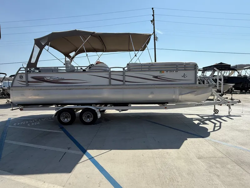 Slide: The Image of JC Manufacturing NepToon Series 25TT W/ 115HP Honda Fourstoke! 2007 - 3