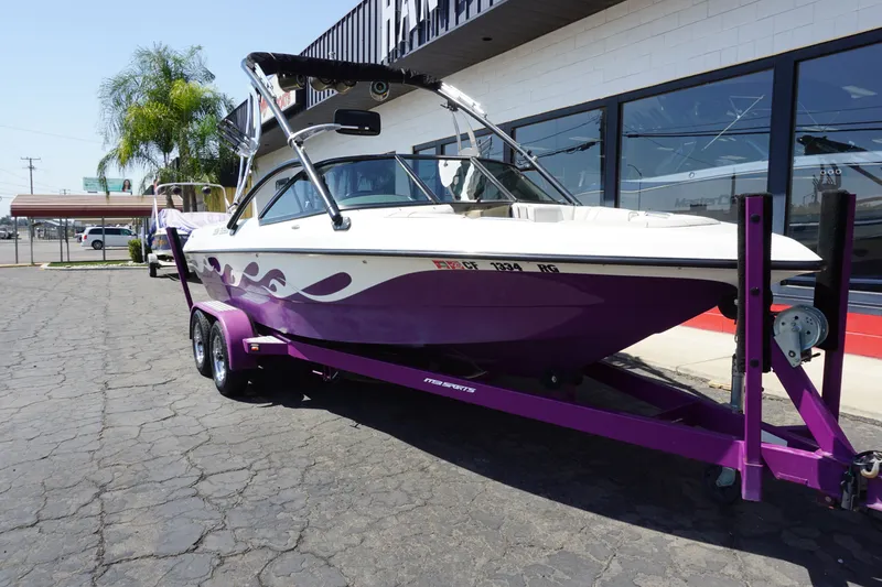 Slide: The Image of MB Sports B-52 2005 - 3