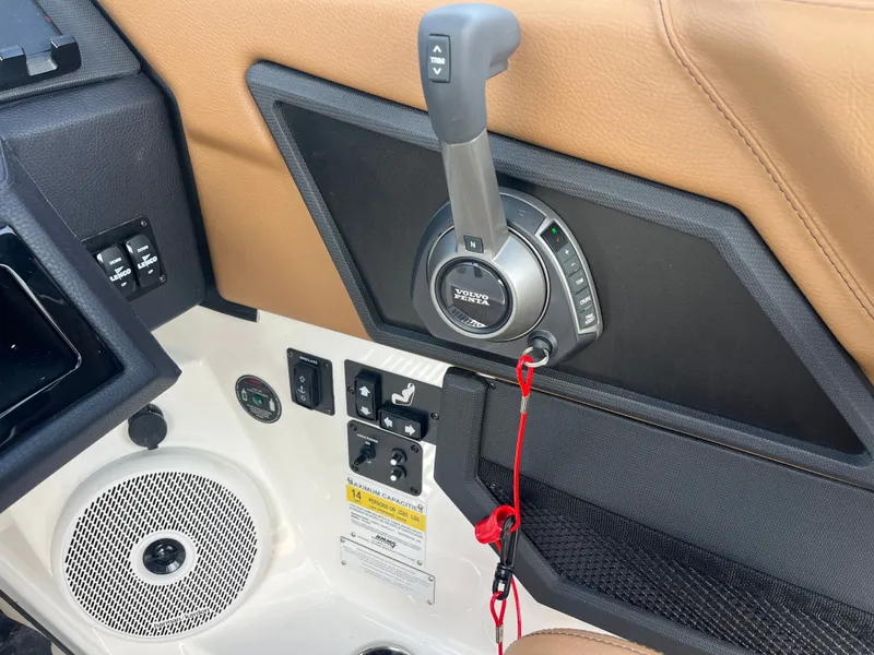 Slide: The Image of Cobalt R6 Surf 2026 - 15