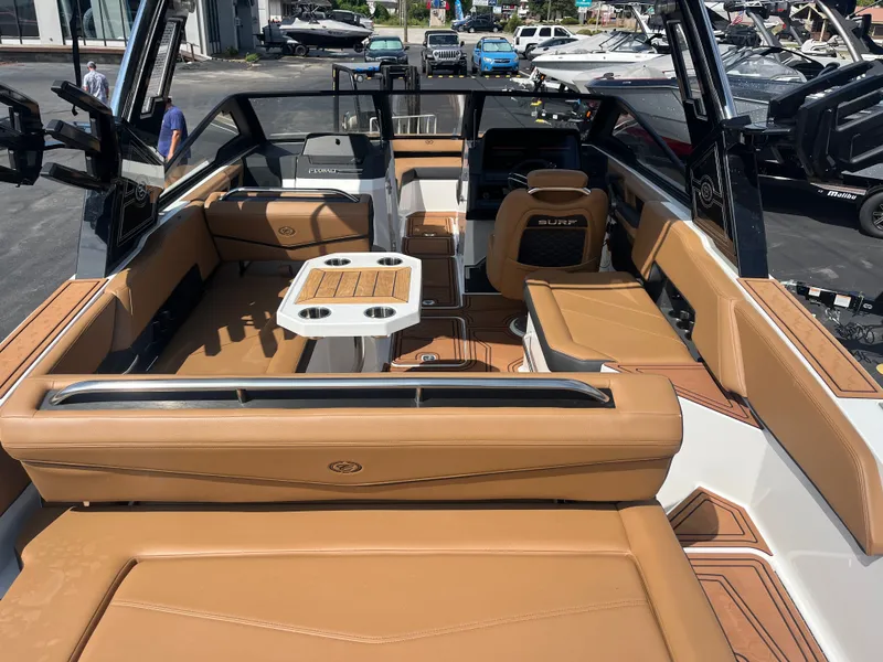 Slide: The Image of Cobalt R6 Surf 2026 - 6