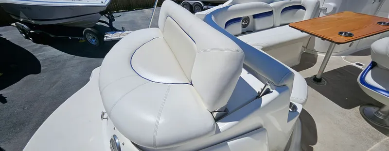 Slide: The Image of Hurricane 2200 Sundeck 2012 - 17