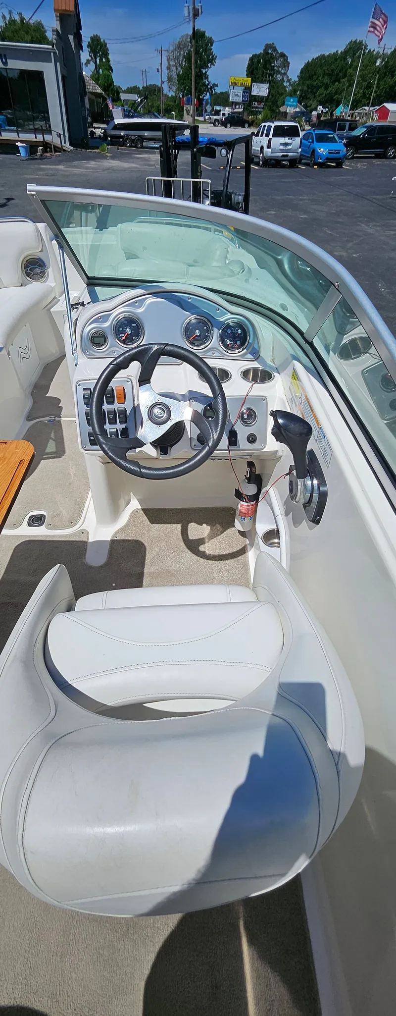 Slide: The Image of Hurricane 2200 Sundeck 2012 - 20