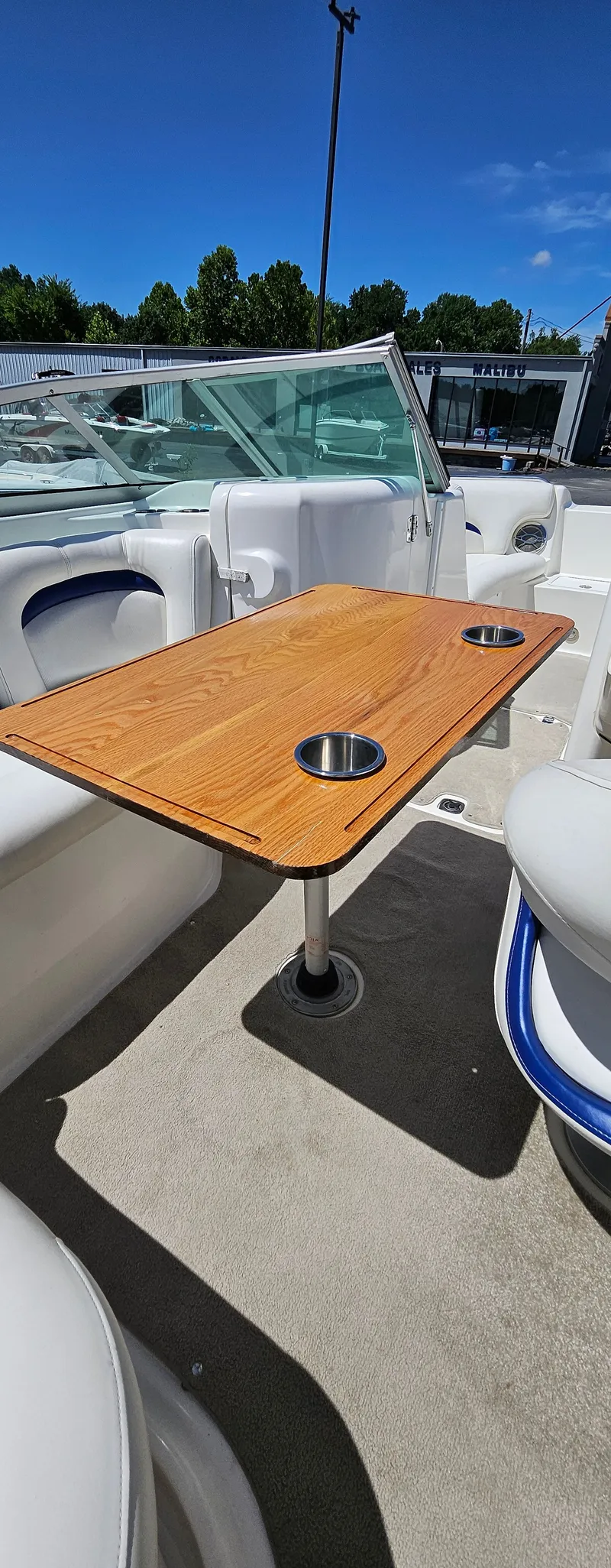 Slide: The Image of Hurricane 2200 Sundeck 2012 - 21