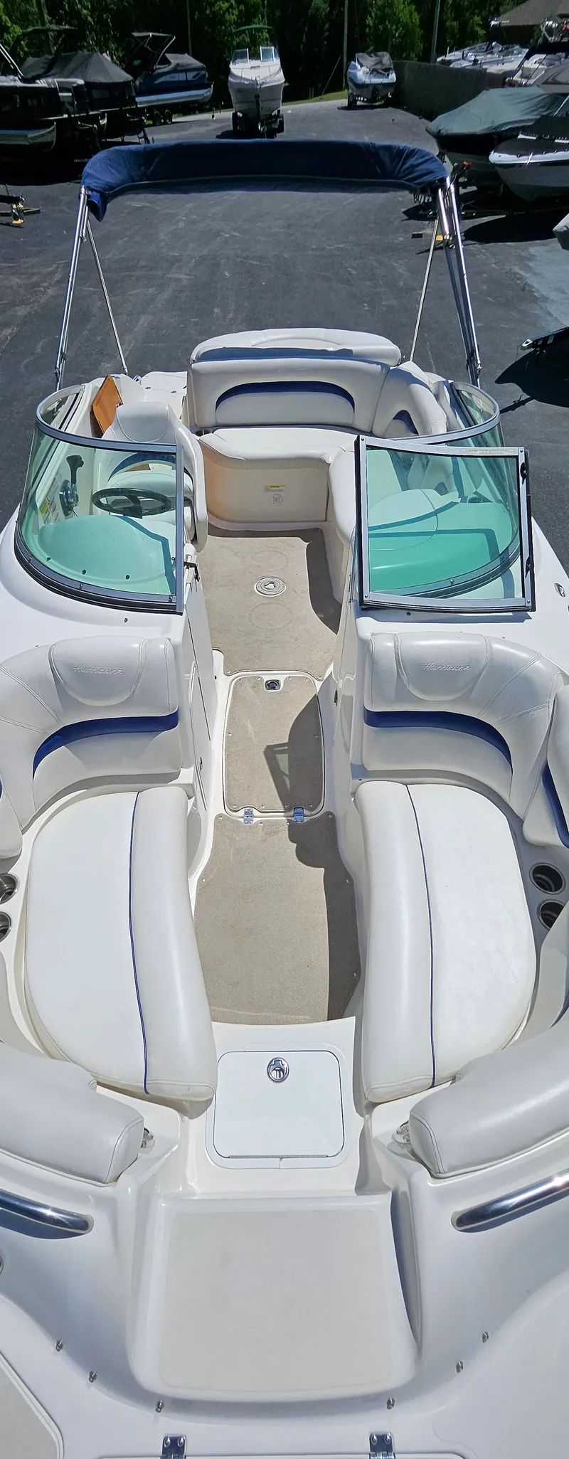 Slide: The Image of Hurricane 2200 Sundeck 2012 - 31