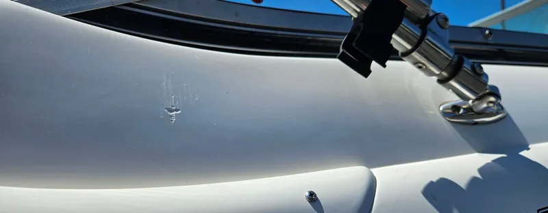 Slide: The Image of Hurricane 2200 Sundeck 2012 - 9