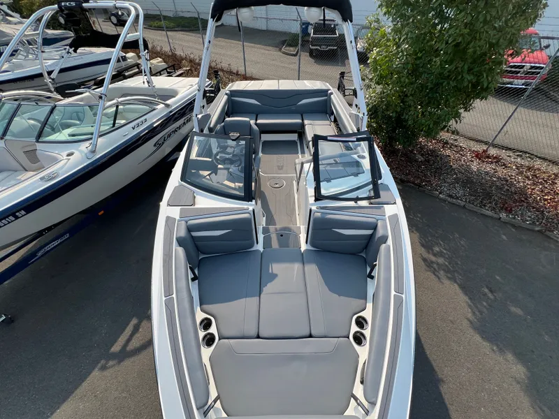 Slide: The Image of Axis T220 2025 - 16