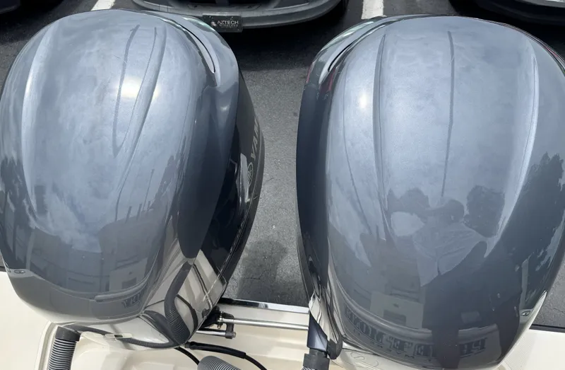 Slide: The Image of Pursuit C 260 Center Console 2013 - 43