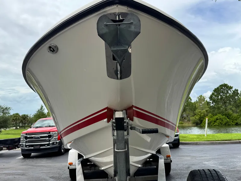 Slide: The Image of Pursuit C 260 Center Console 2013 - 47