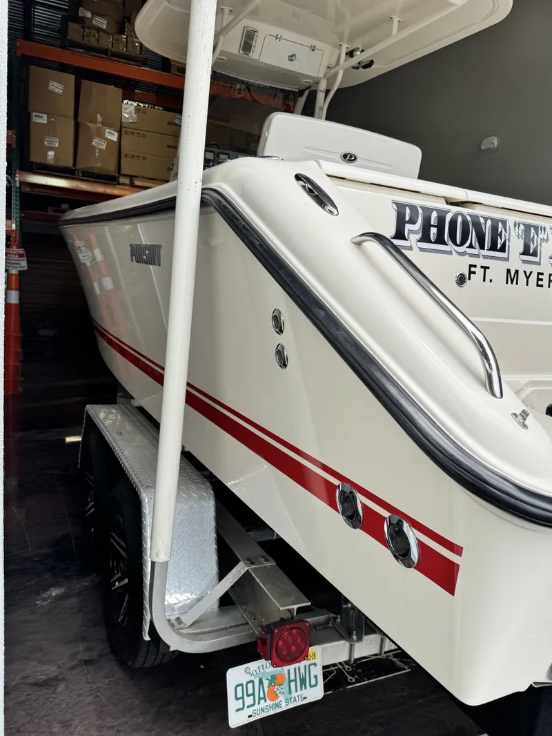 Slide: The Image of Pursuit C 260 Center Console 2013 - 56