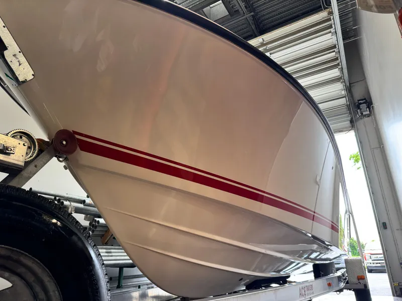 Slide: The Image of Pursuit C 260 Center Console 2013 - 6