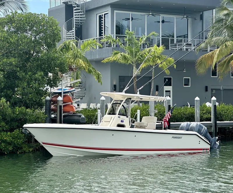 Slide: The Image of Pursuit C 260 Center Console 2013 - 8