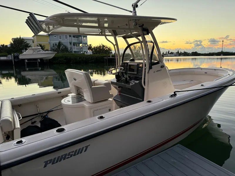 Slide: The Image of Pursuit C 260 Center Console 2013 - 9