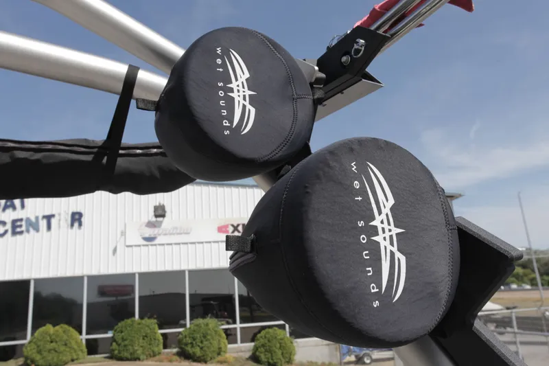 Slide: The Image of Malibu Wakesetter 23 LSV 2021 - 14