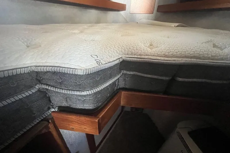 Slide: The Image of Uniflite Sport Fisherman 1973 - 104