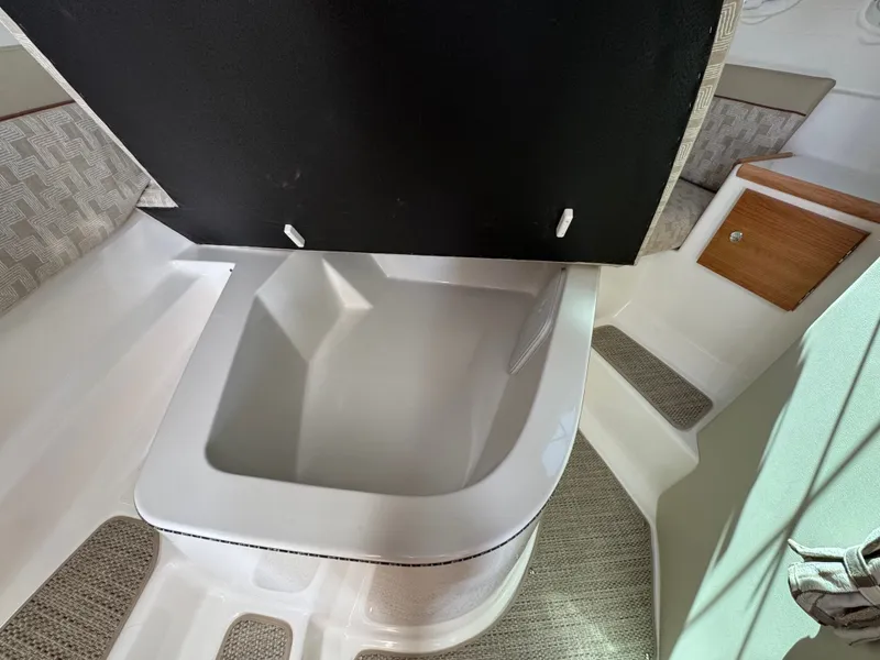 Slide: The Image of Cutwater C-32CB 2026 - 11