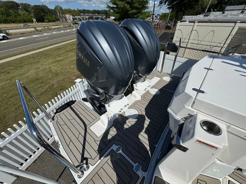 Slide: The Image of Cutwater C-32CB 2026 - 39