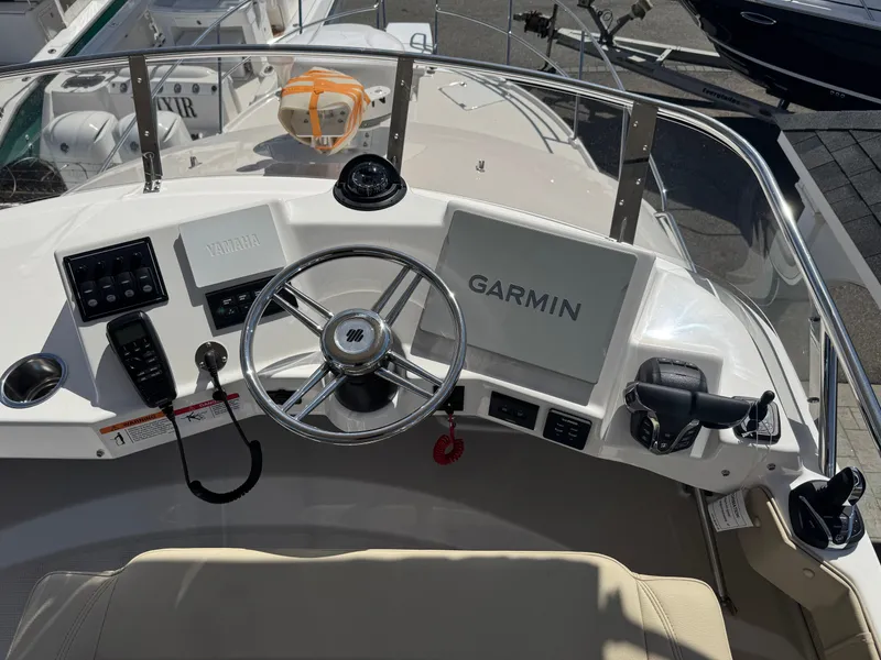 Slide: The Image of Cutwater C-32CB 2026 - 5