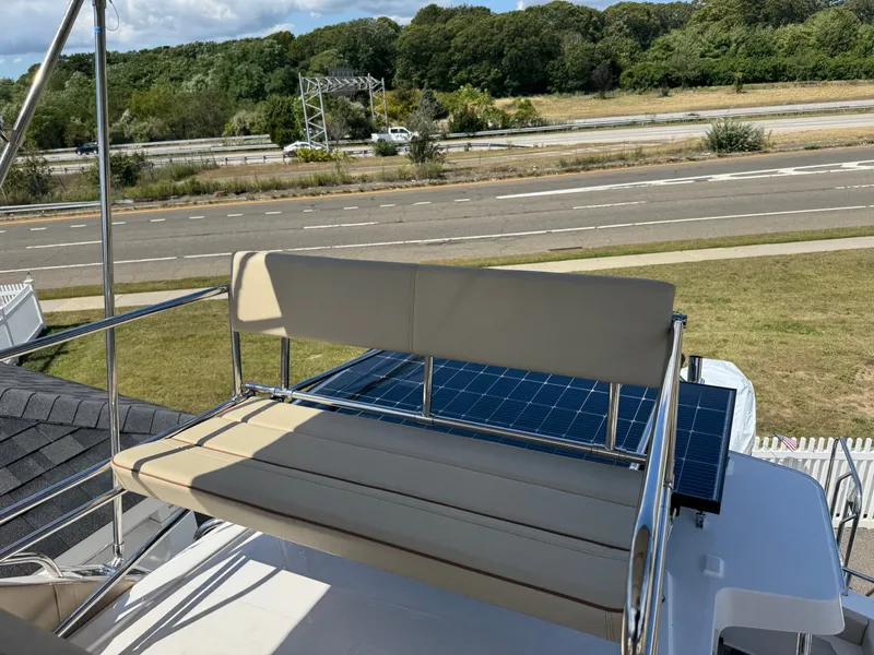 Slide: The Image of Cutwater C-32CB 2026 - 7