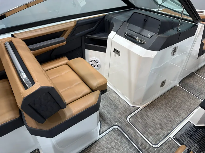 Slide: The Image of Cobalt R6 2022 - 9