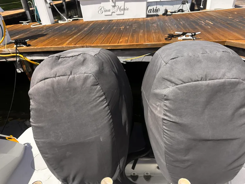 Slide: The Image of Boston Whaler 270 VANTAGE 2018 - 31