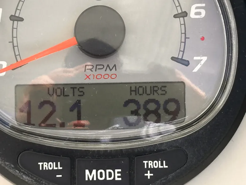 Slide: The Image of Boston Whaler 270 VANTAGE 2018 - 8