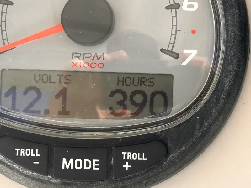 Slide: The Image of Boston Whaler 270 VANTAGE 2018 - 9