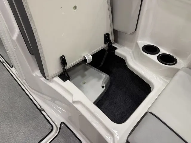 Slide: The Image of Yamaha AR220 2026 - 20