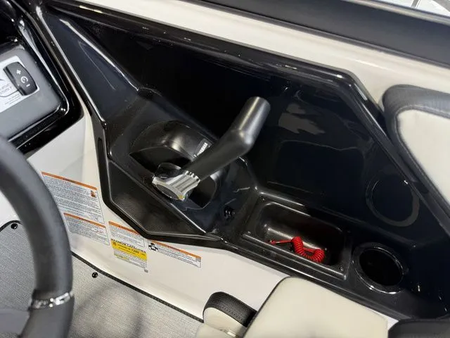 Slide: The Image of Yamaha AR195 2026 - 19