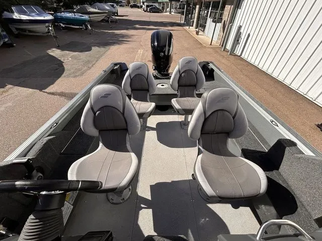 Slide: The Image of Starcraft Storm 176 DC Pro 2025 - 16